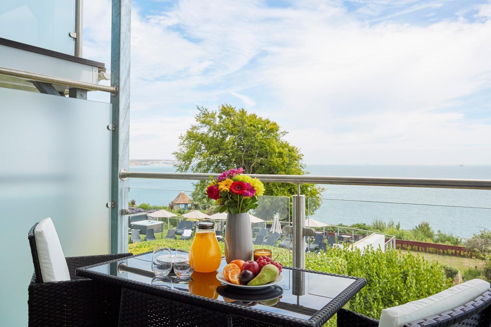 Luccombe Hall Hotel Shanklin Bagian luar foto