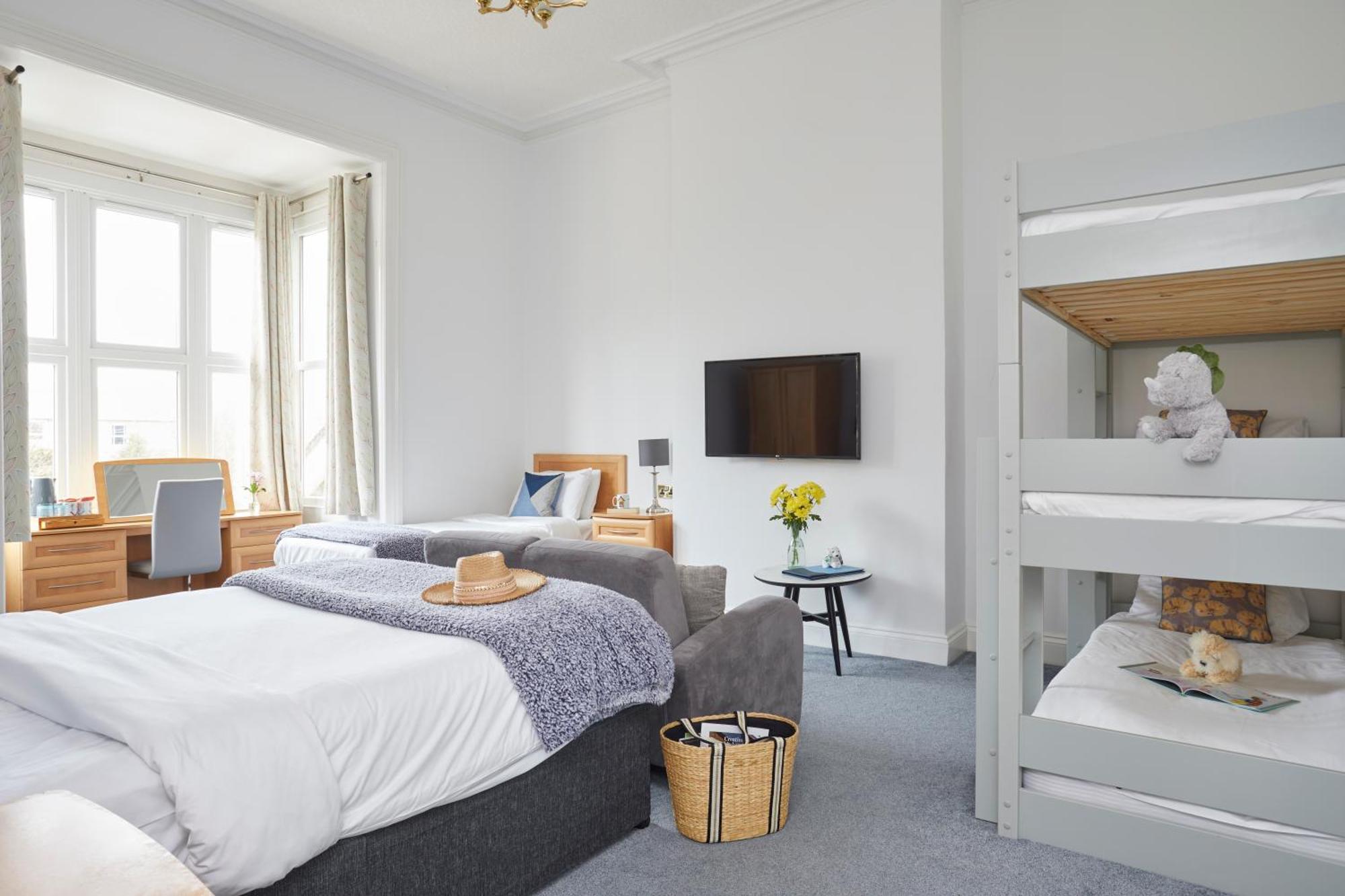 Luccombe Hall Hotel Shanklin Bagian luar foto