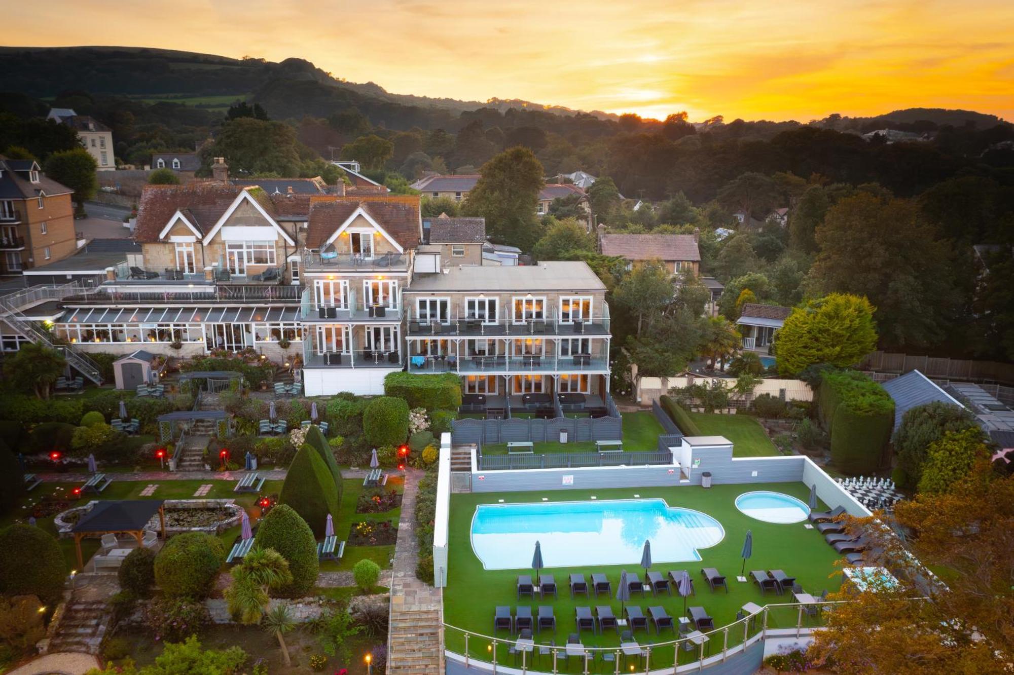 Luccombe Hall Hotel Shanklin Bagian luar foto